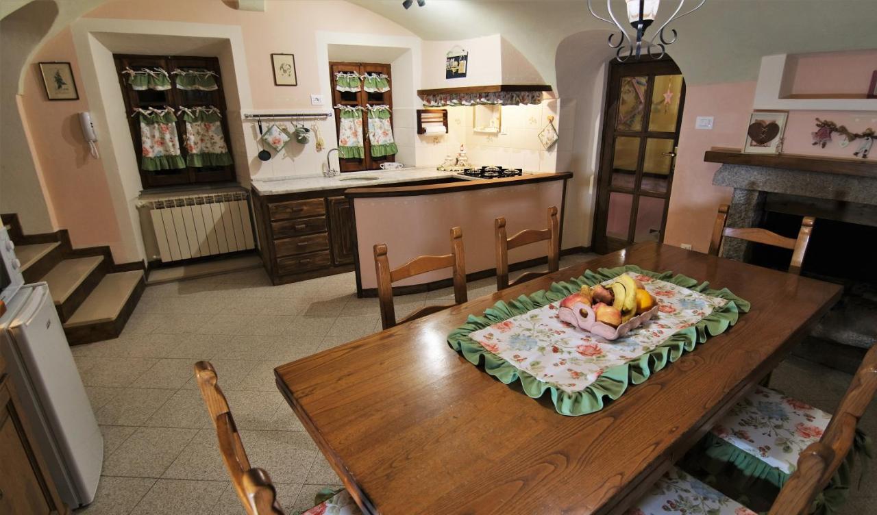 Pallerone La Casina Dei Cuori Di Nonna Migliaヴィラ エクステリア 写真