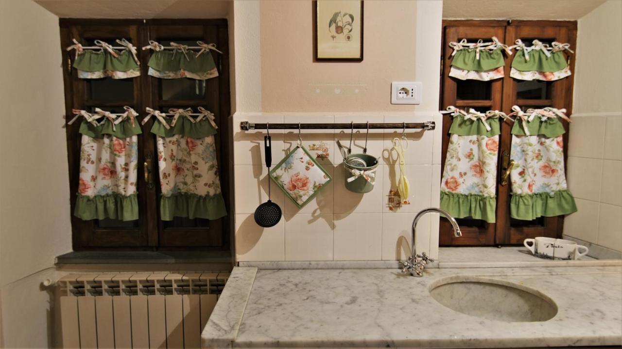 Pallerone La Casina Dei Cuori Di Nonna Migliaヴィラ エクステリア 写真