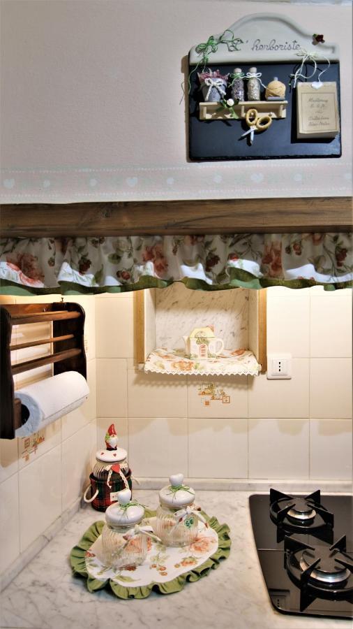 Pallerone La Casina Dei Cuori Di Nonna Migliaヴィラ エクステリア 写真