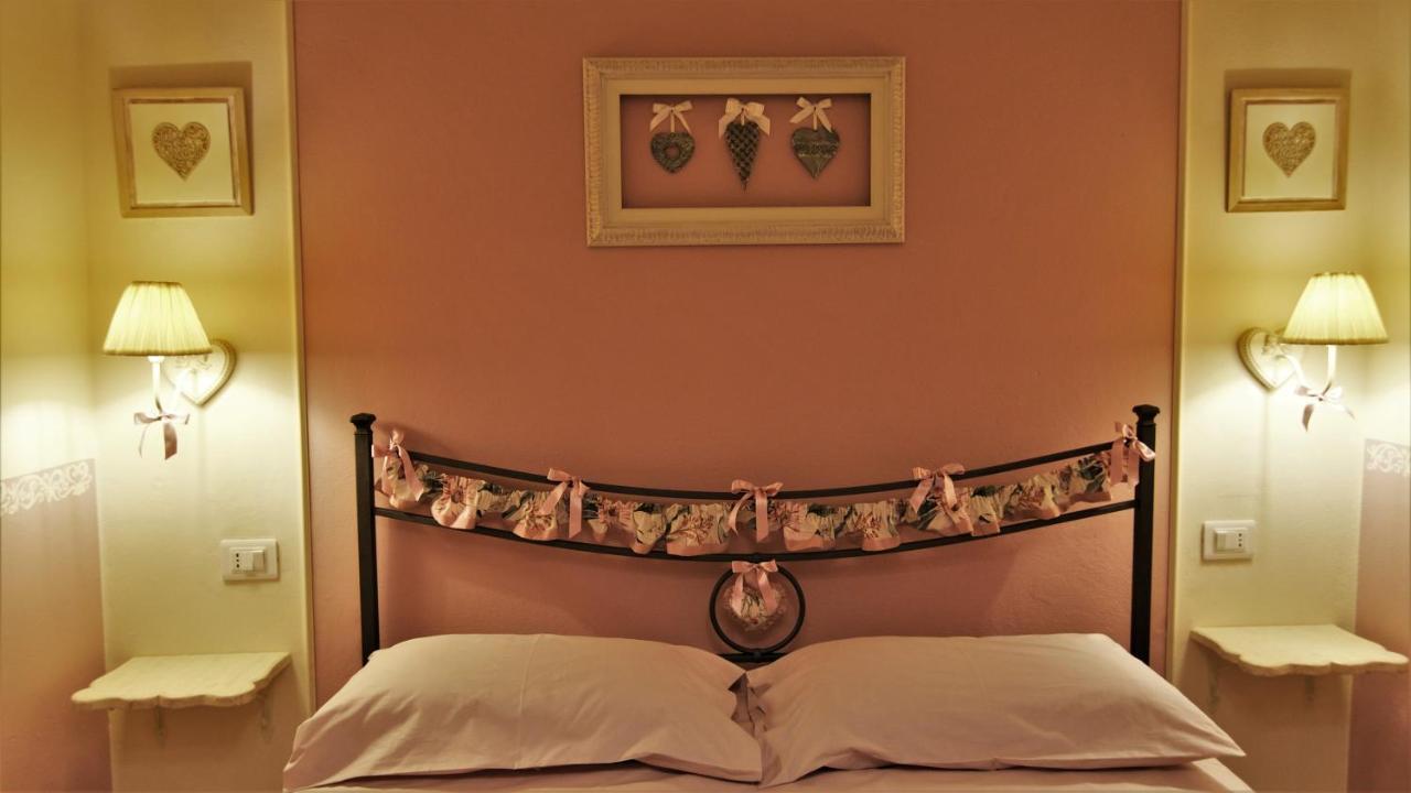 Pallerone La Casina Dei Cuori Di Nonna Migliaヴィラ エクステリア 写真