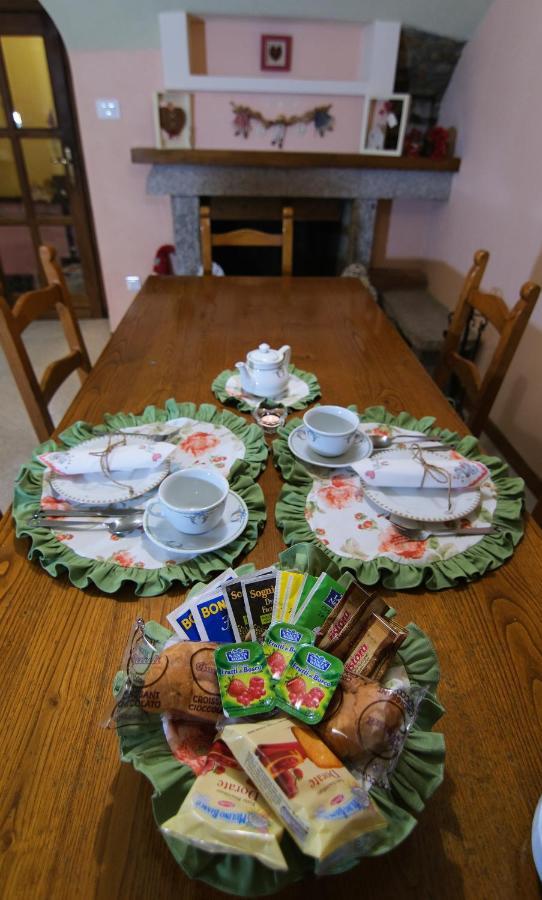 Pallerone La Casina Dei Cuori Di Nonna Migliaヴィラ エクステリア 写真